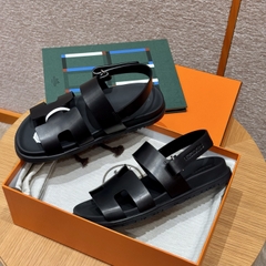 JD-520 226 Genius Women's Sandals in Black Calfskin with Rubber Outsole