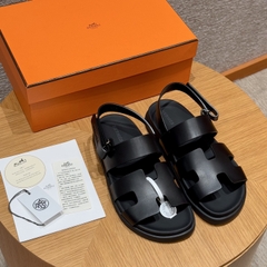 JD-520 226 Genius Women's Sandals in Black Calfskin with Rubber Outsole