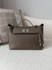 Kelly 2424 Togo Swift Leather Handbag