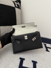 Kelly Pochette 22cm Swift Leather Noir Pearl Grey