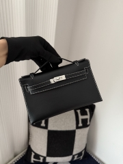 Kelly Pochette 22cm Swift Leather Noir Pearl Grey