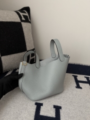 Picotin Lock 18cm Clemence Leather Tote