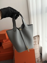 Picotin Lock 18cm Clemence Leather Tote