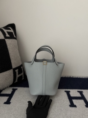 Picotin Lock 18cm Clemence Leather Tote