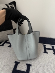 Picotin Lock 18cm Clemence Leather Tote