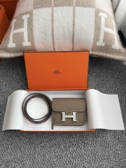 Constance Slim Card Holder Epsom Leather