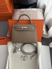 Kelly 25cm Epsom Leather Handbag in Etoupe Grey with Silver Hardware