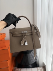 Kelly 25cm Epsom Leather Handbag in Etoupe Grey with Silver Hardware