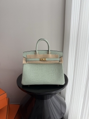 Birkin 25cm Matte Porosus Crocodile - HCP Water Dyed Vert Deau with Gold Hardware