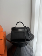 Kelly Mini II Chevre Goat Leather Black Amber