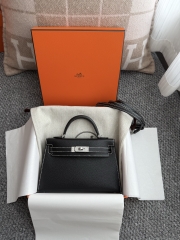 Kelly Mini II Chevre Goat Leather Black Amber