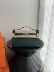 Kelly Pochette 22cm Green Swift Leather with Silver Hardware