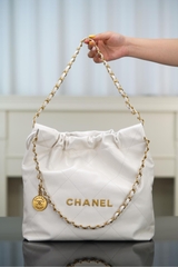 Channel 22P Spring Summer New Small White Handbag with Gold Buckle