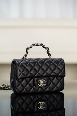 Chanel 23k Autumn Winter New Double C Handle CF Black