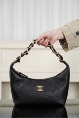Chanel 25k Vintage Hobo Bag with Chunky Chain