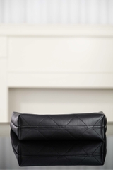 Chanel 25k Vintage Hobo Bag with Chunky Chain