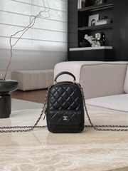 CHANEL BAG 18