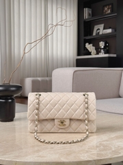 Chanel 99