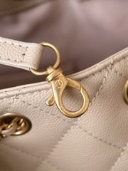 Hobo Ball 25s Almonds 30x40x15cm