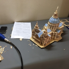 Đồ chơi lắp ráp gỗ 3D Mô hình Nhà thờ St Paul's - Tặng kèm đèn LED USB trang trí