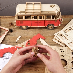 [BẢN XUẤT KHẨU TIẾNG ANH] Đồ chơi lắp ghép gỗ 3D Mô hình Xe Cắm trại Camper Van MCB01 Robotime