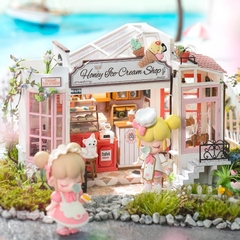 Mô hình nhà DIY Doll House Robotime Honey Ice-cream Shop DG148 Miniature