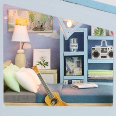Mô hình nhà DIY Doll House First Meet Kèm Mica Chống bụi, Bộ dụng cụ và Keo dán