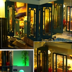Mô hình nhà DIY Doll House Happy Restaurant Kèm Mica Chống bụi, Bộ dụng cụ, Keo dán và Bộ phát nhạc