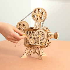 [BẢN XUẤT KHẨU TIẾNG ANH] Đồ chơi lắp ráp gỗ 3D Mô hình Cơ Động học Máy Chiếu Phim Vitascope LK601 Robotime