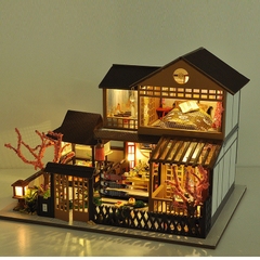Mô hình nhà DIY Doll House A Day Of Okayama Kèm Mica Chống bụi, Bộ dụng cụ, Keo dán và Bộ phát nhạc