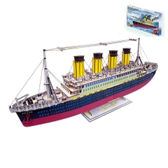Đồ chơi lắp ráp gỗ 3D Mô hình Tàu Titanic Laser - Tặng kèm đèn LED USB trang trí