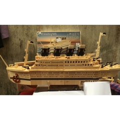 Đồ chơi lắp ráp gỗ 3D Mô hình tàu Titanic G-W032 - Tặng kèm đèn LED USB trang trí
