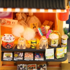 Mô hình nhà DIY Doll House Memory Of Autumn Grocery Store Kèm Mica Chống bụi, Bộ dụng cụ và Keo dán