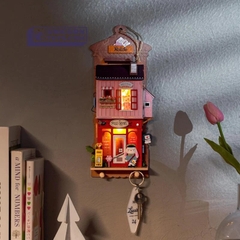 Mô hình nhà DIY Doll House Wall Hanging Miniature DS019 - DS022 Robotime Aroma Toast Lab