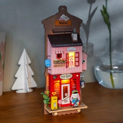 Mô hình nhà DIY Doll House Wall Hanging Miniature DS019 - DS022 Robotime Aroma Toast Lab
