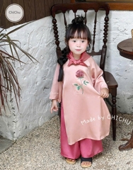 SET ÁO DÀI HOA HỒNG SIÊU XINH – NỔI BẬT, DUYÊN DÁNG CHO BÉ YÊU