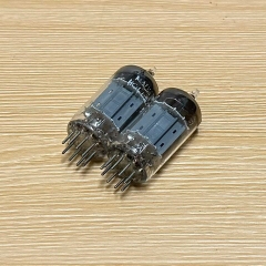 Bóng Đèn Amperex 12AX7 Tấm 17mm. D foil Getter. Tested 96% TV7