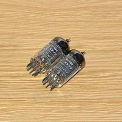 Bóng Đèn CV492. 12AX7 ECC83 Square Getter. Tấm 17mm Tested Nos
