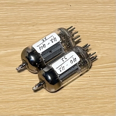 Pair Mullard ECC83 Tấm Dài 17mm. O Getter Đã Được Kiểm Tra Rất Mạnh TV-7