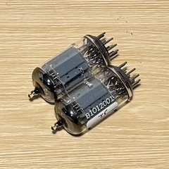 Pair Telefunken ECC83 Đáy Kim Cương. Tấm Trơn Mịn Đã Được Kiểm Tra 100% TV7