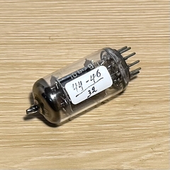 Tube ECC83 Telefunken Tấm Dài Có Gân. Test Strong TV7