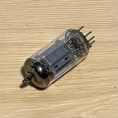 Tube ECC83 Telefunken Tấm Dài Có Gân. Test Strong TV7