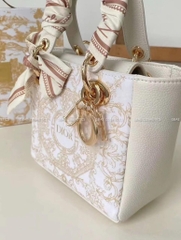 Túi DIOR custom hoạ tiết Holiday Limited dáng Lady size 25cm fullbox túi giấy hãng