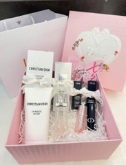 Túi giấy, hộp quà, ruy băng DIOR chính hãng