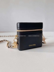 Túi gift Chanel đen kèm dây đeo chéo