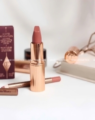 Son môi Charlotte Tilbury Matte Revolution Lipstick - 3.5g