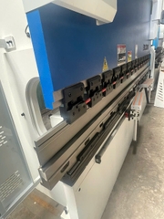Máy Chấn CNC 110Tấn 3M2 (4N+1)