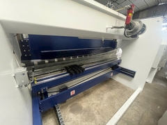 Máy Chấn CNC 130Tấn 4M (4N+1)