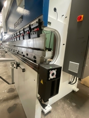 Máy Chấn CNC 110T 3M2