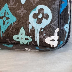 Túi đeo chéo LV nam nữ họa tiết Da cao cấp hàng QUẢNG CHÂU CAO CẤP,Túi đeo chéo LV Trio Messenger da NEW